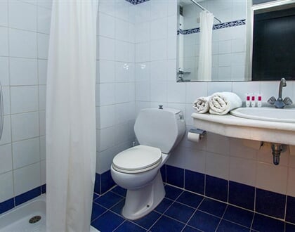 Hotel Lito - Rhodos: fotografie vybavení exteriérů a interiérů ubytování.