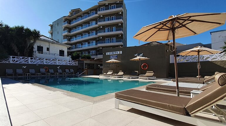 Hotel Europa - Rhodos: fotografie vybavení exteriérů a interiérů ubytování.
