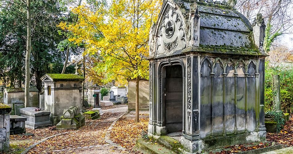 Foto - To nejlepší z Paříže + LOUVRE + HŘBITOV PERE-LACHAISE (letecky z Prahy)