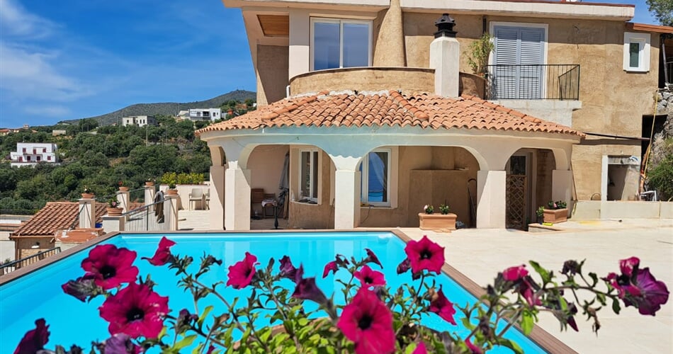 Villa Meridiana v Marina di Camerota nový bazén 2025 (1)