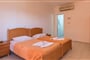 Aparthotel Kavros Garden: fotografie vybavení exteriérů a interiérů ubytování.