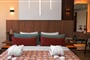 Hotel Amwaj Oyoun Beach Resort: fotografie vybavení exteriérů a interiérů ubytování.