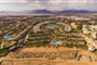 Hotel Parrotel Beach Resort: fotografie vybavení exteriérů a interiérů ubytování.