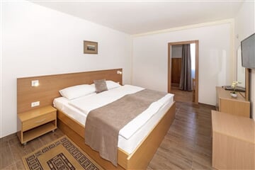 Punat - Omorika hotel ***