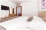 Omorika hotel - dvoulůžkový pokoj Double - Punat (ostrov Krk) - 101 CK Zemek - Chorvatsko