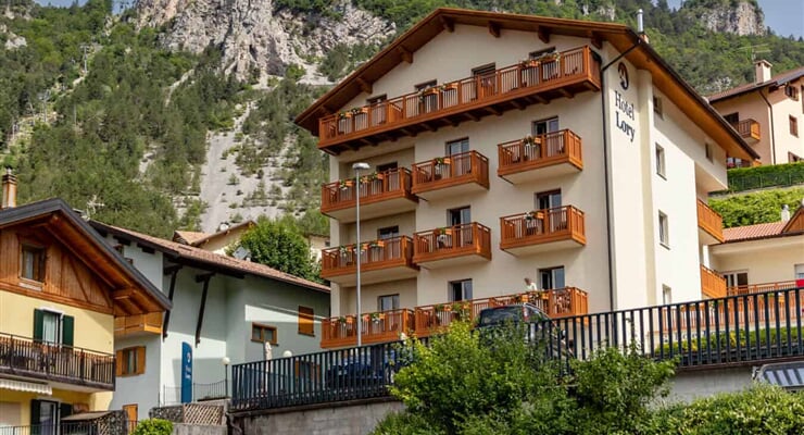 Hotel Lory    Molveno (2)