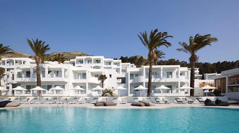 Hotel Dimitra Beach Hotel & Suites: fotografie vybavení exteriérů a interiérů ubytování.