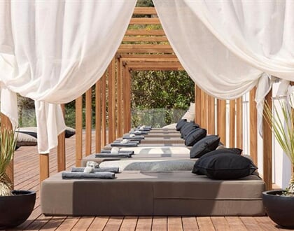Hotel Dimitra Beach Hotel & Suites: fotografie vybavení exteriérů a interiérů ubytování.