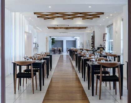 Hotel Dimitra Beach Hotel & Suites: fotografie vybavení exteriérů a interiérů ubytování.