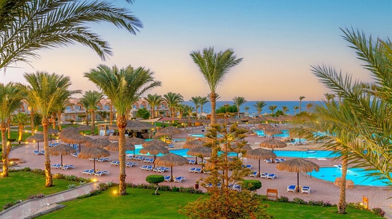 Hotel The Three Corners Sea Beach Resort: fotografie vybavení exteriérů a interiérů ubytování.