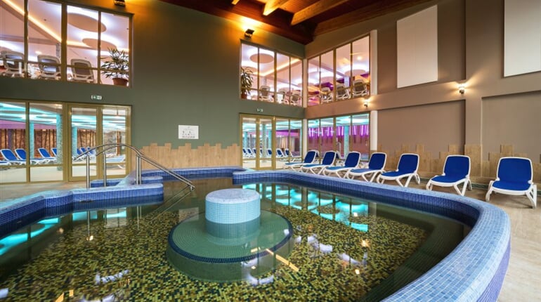 161 karos Thermal pool 039