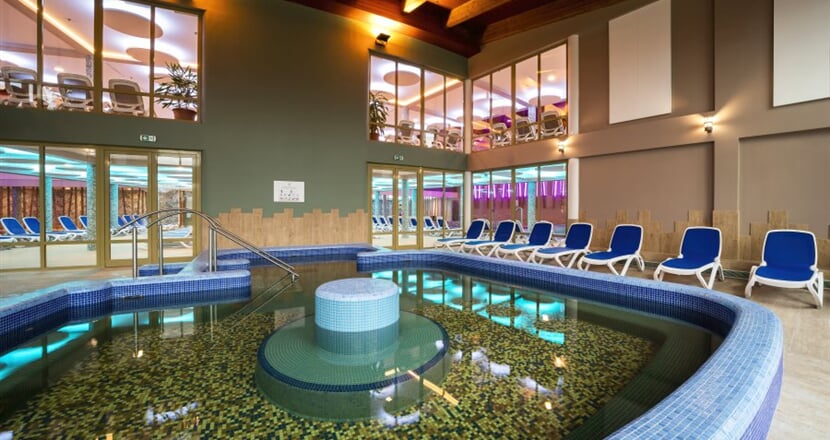 161 karos Thermal pool 039