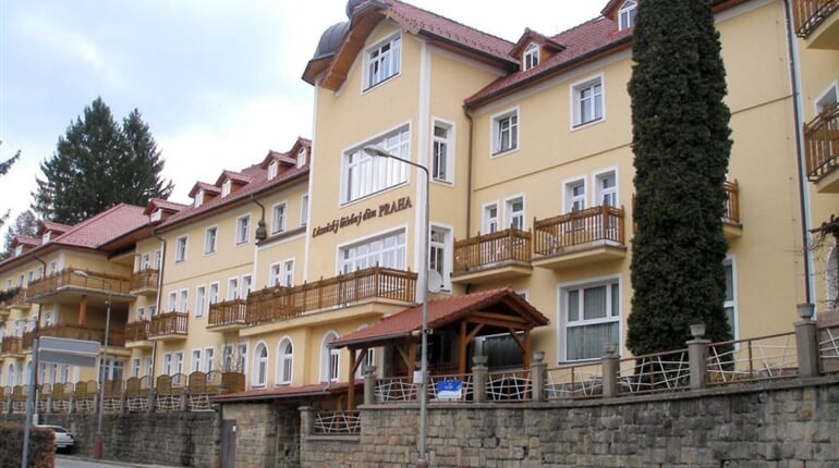 268 praha ext 155 003