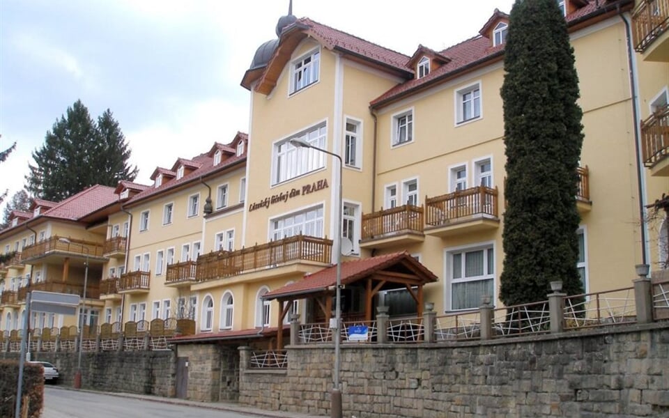 268 praha ext 155 003