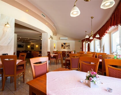 717 25 Orchidea spa wellness centrum 292 024