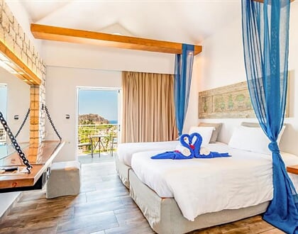 Hotel Lindos View: fotografie vybavení exteriérů a interiérů ubytování.