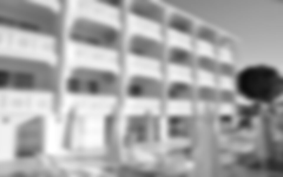 Side - Side Miami Beach