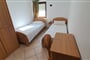 Edi, PT   Apt. 1 TRILO 6 8 (3)