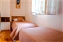 img-0040-41_1140_511