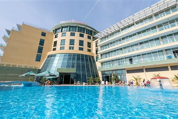Slunečné pobřeží - Hotel Ivana Palace