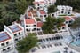 Hotel Mythical Coast Wellness Retreat: fotografie vybavení exteriérů a interiérů ubytování.