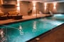 Hotel Mythical Coast Wellness Retreat: fotografie vybavení exteriérů a interiérů ubytování.