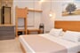 Hotel Mythical Coast Wellness Retreat: fotografie vybavení exteriérů a interiérů ubytování.