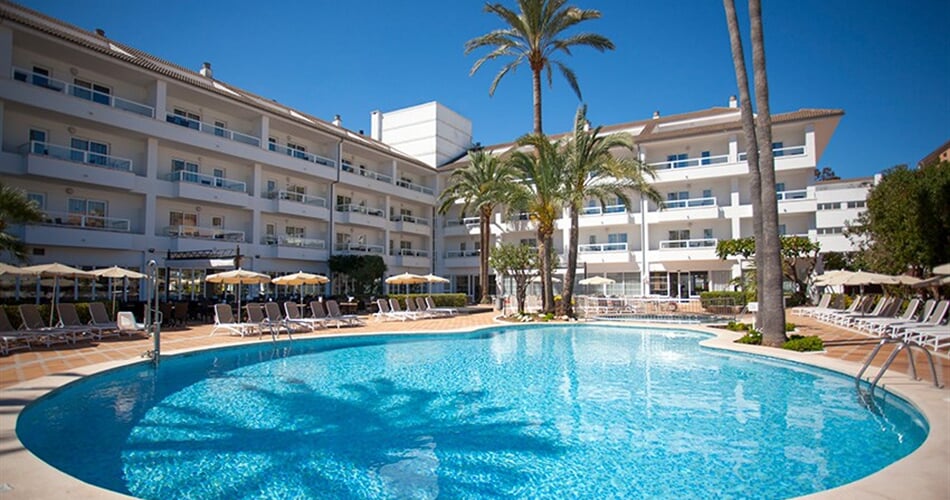 Grupotel-Alcudia-Suite-Hotel-3