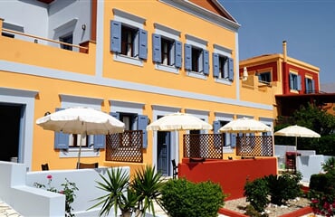 Město Symi - Aparthotel Taxiarchis