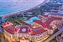 Hotel Kirman Arycanda De Luxe: fotografie vybavení exteriérů a interiérů ubytování.