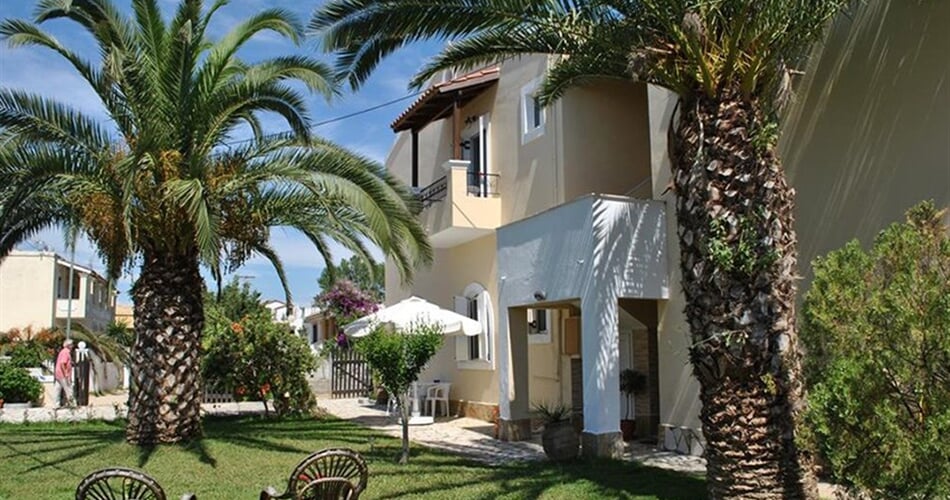 Acharavi-Studia-Stefania-1