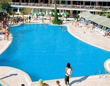 Hotel Asrin Beach: fotografie vybavení exteriérů a interiérů ubytování.