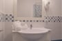 Koupelna apartmánu, Palau, Sardinie