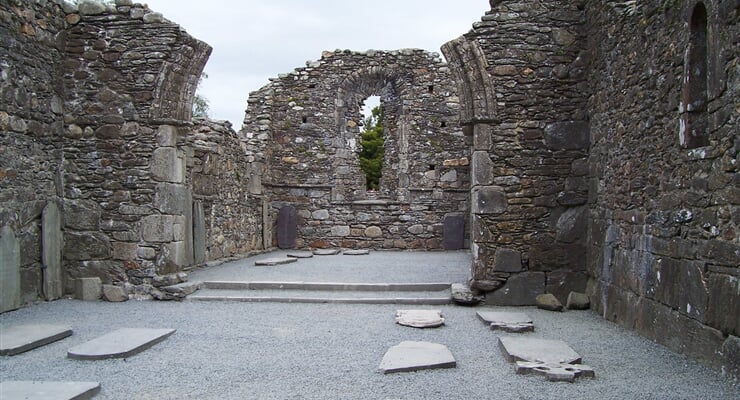 Glendalough, katedrála uprostřed Wicklow Mountains