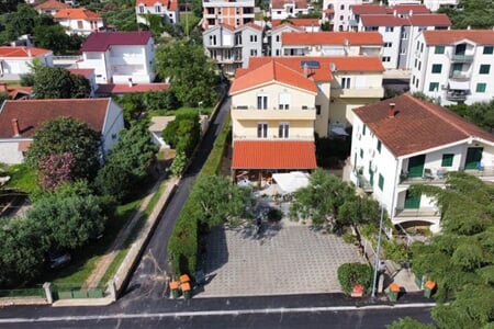 Sveti Filip i Jakov - Pikolo penzion ***