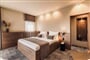 198 AQUA double deluxe room scaled 020