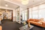 198 recepcio es lobby scaled 030