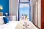 Hotel Bluu Bahari: fotografie vybavení exteriérů a interiérů ubytování.
