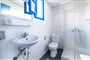 Hotel Bluu Bahari: fotografie vybavení exteriérů a interiérů ubytování.