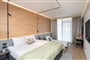 Hotel_Pelegrin_Plava_Laguna_Classic_room_with_balcony_park_side_C3BP