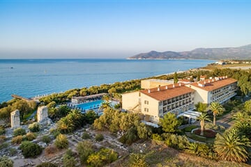 Pythagorion a Mykali - Hotel Doryssa Seaside Resort