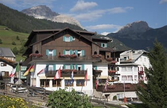 Sport Hotel Enrosadira *** - Campitello di Fassa