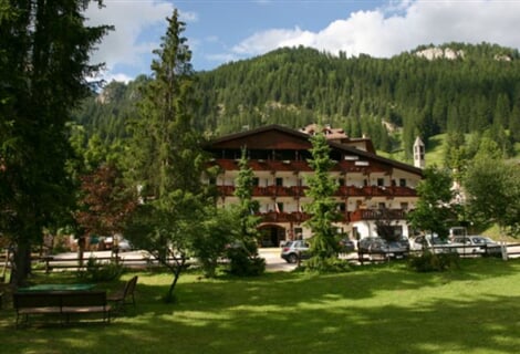 Hotel Diana *** - Canazei