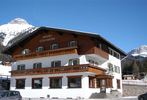 Hotel Christine ** - Campitello di Fassa