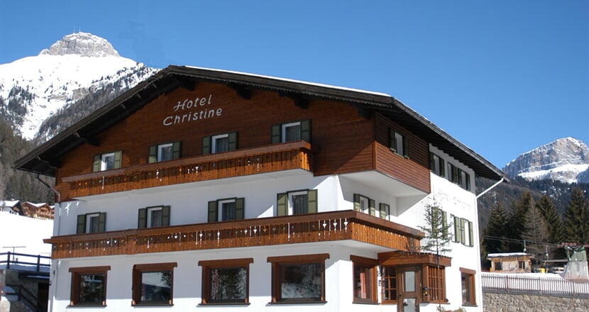 Hotel Christine   Campitello di Fassa (1)