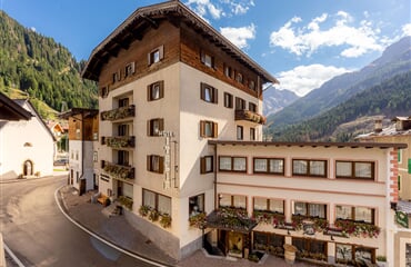 Hotel Italia *** - Canazei