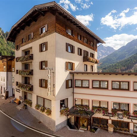 Hotel Italia *** - Canazei