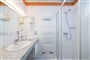 Alameda_Standard_Bathroom (4)