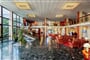Hotel_Esplanade_Lobby_02
