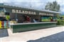 dosinia_luxury_resort_street_food_area_2